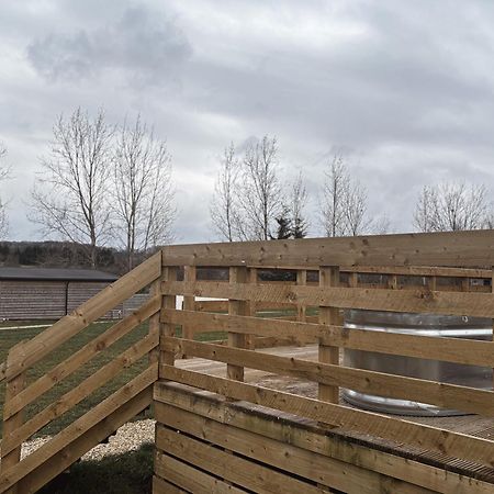 'Swan' Lakeview Lodge Bishampton Exterior foto